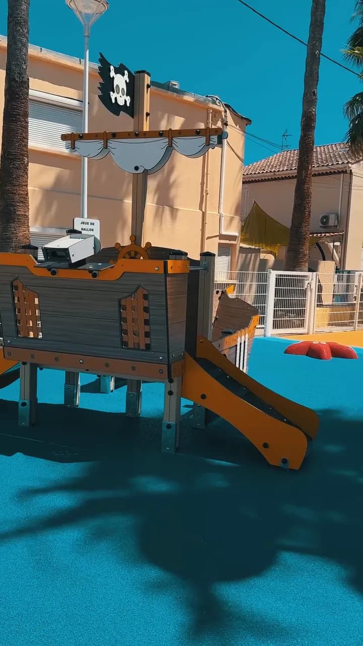 Mobysol — Reel · aire de jeu à La Seyne-sur-Mer
